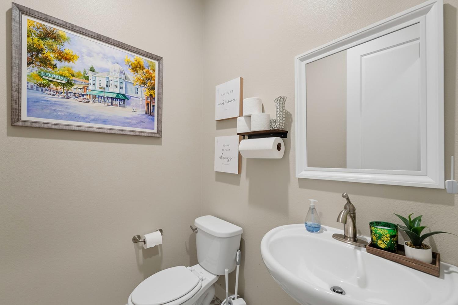 2791 E Tuolumne Rd, Turlock, CA 95382