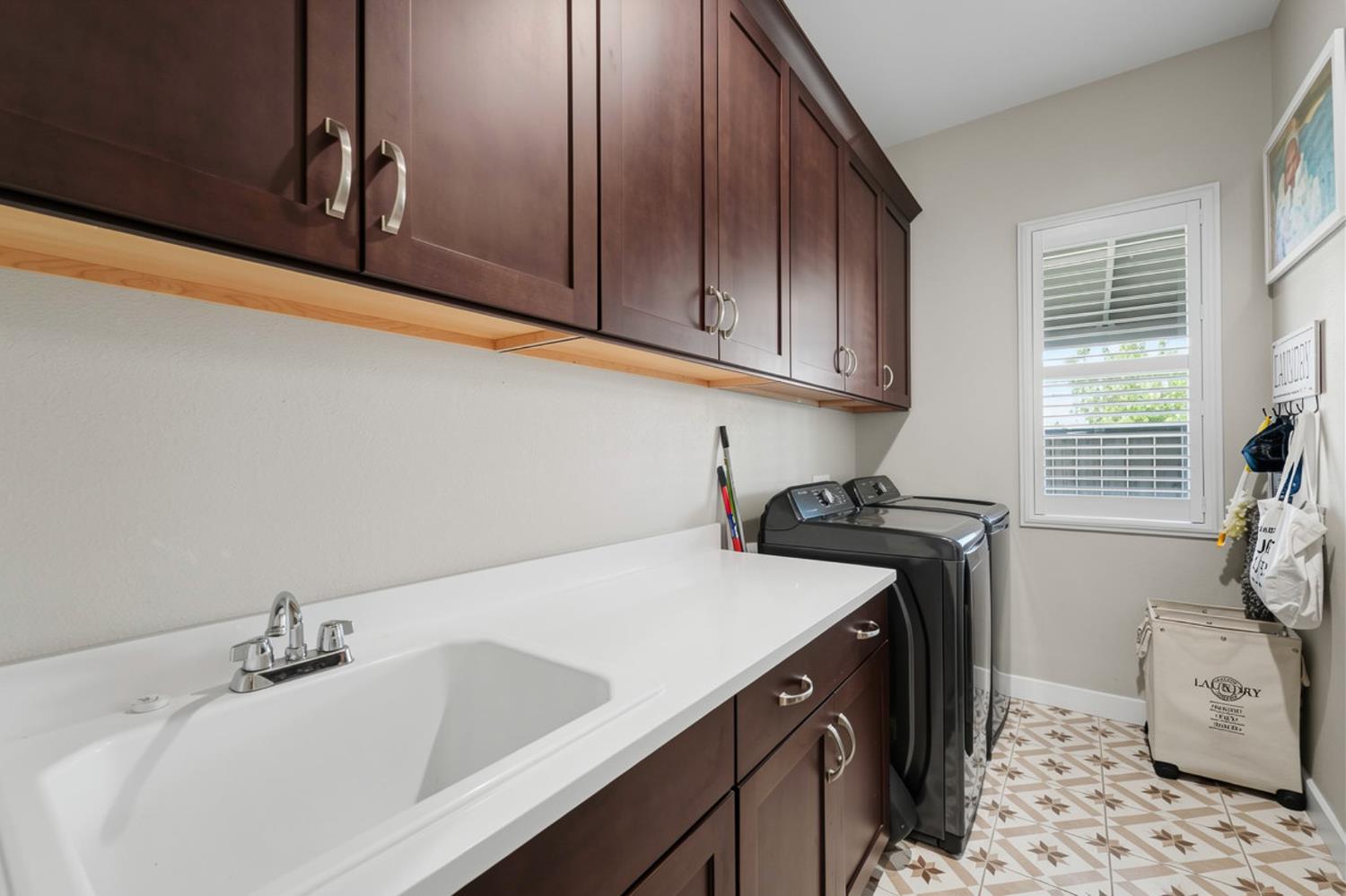 2791 E Tuolumne Rd, Turlock, CA 95382
