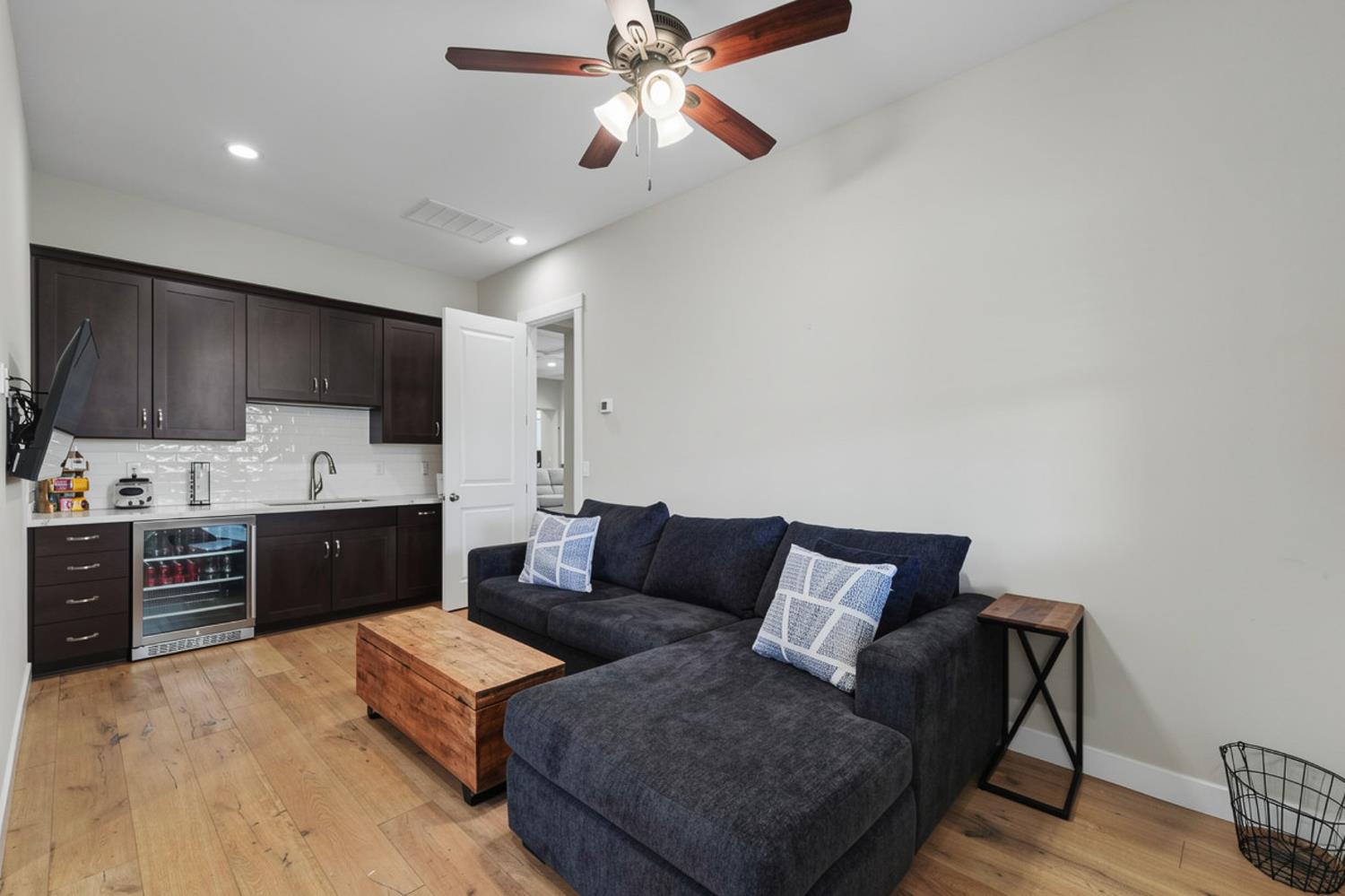 2791 E Tuolumne Rd, Turlock, CA 95382