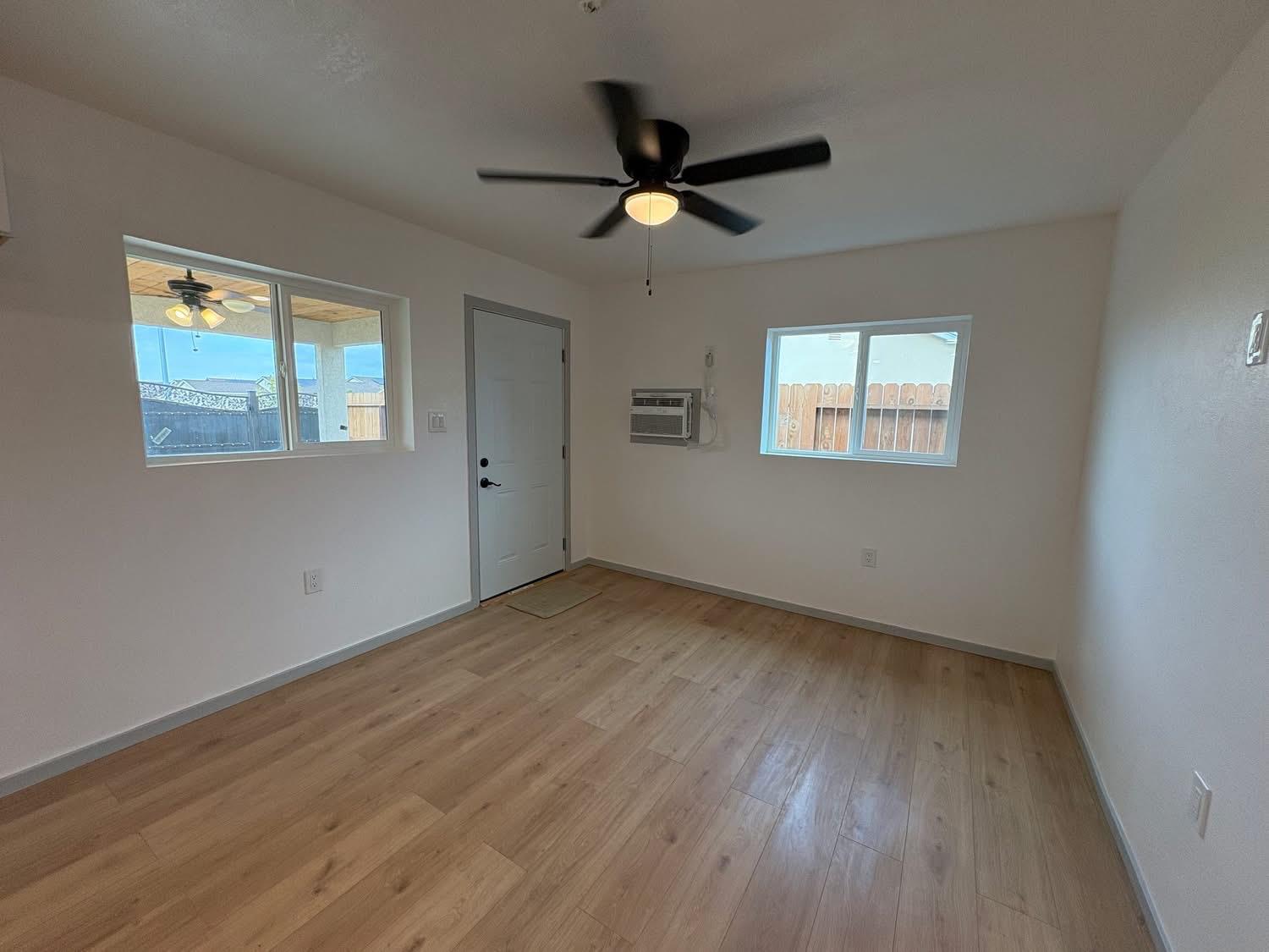 391 Yandris Ct, Los Banos, CA 93635