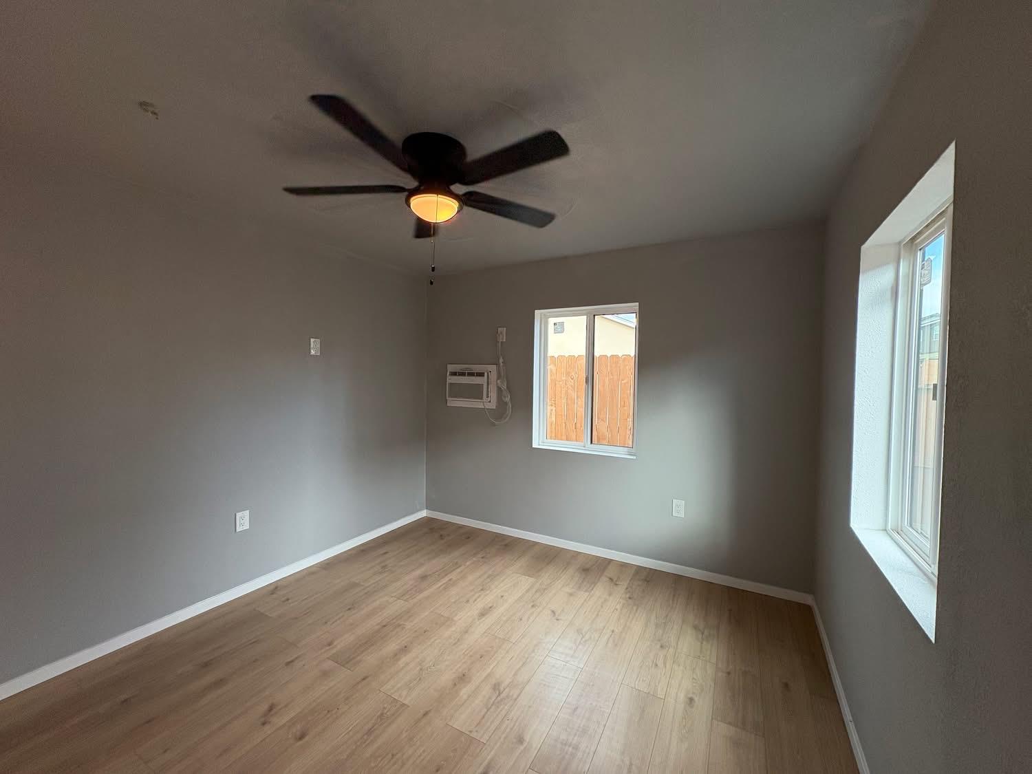 391 Yandris Ct, Los Banos, CA 93635