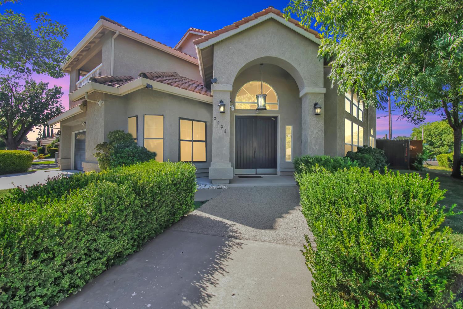 2033 Northcrest Ct, Modesto, CA 95355