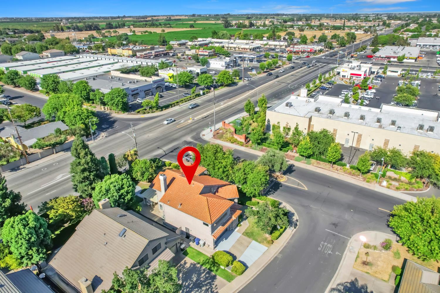 2033 Northcrest Ct, Modesto, CA 95355