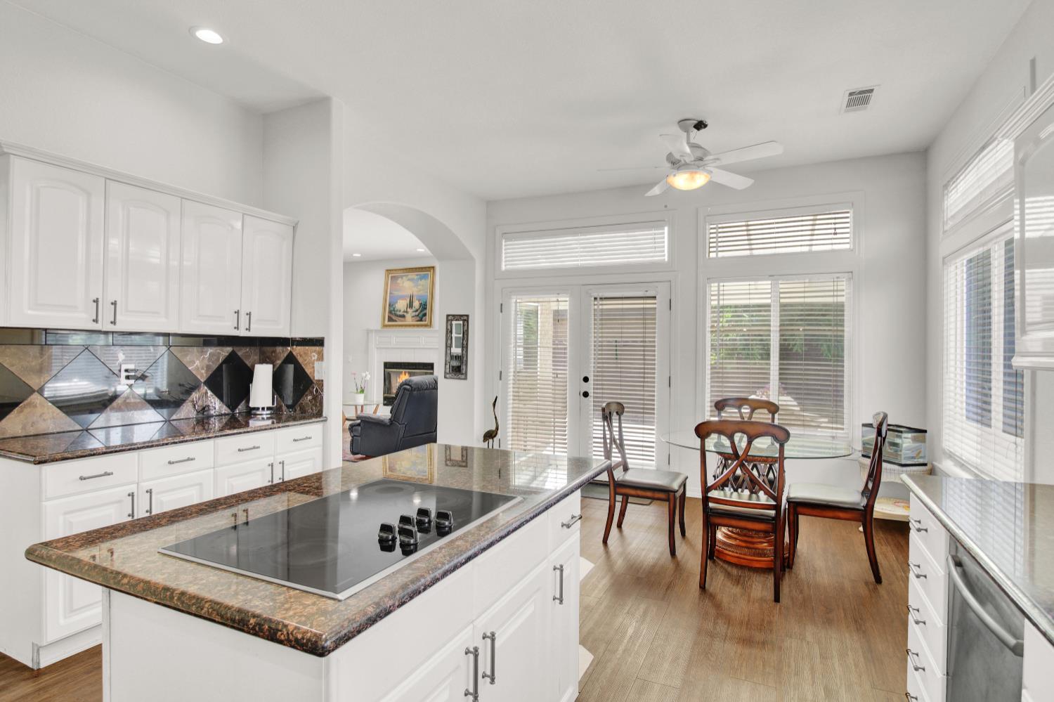 2033 Northcrest Ct, Modesto, CA 95355