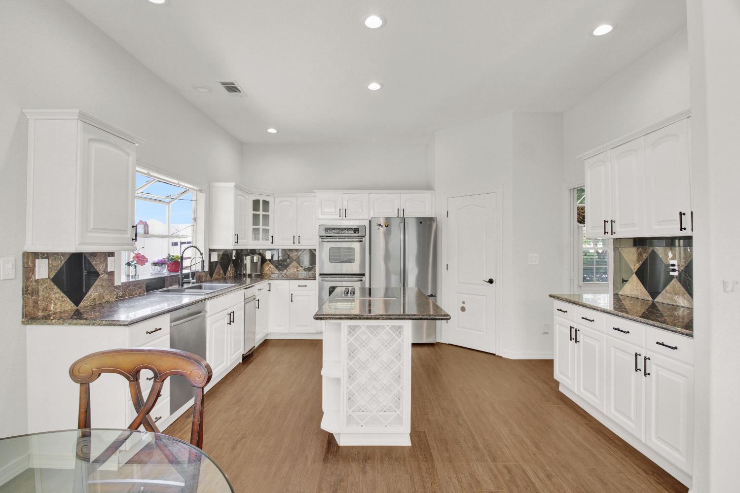 2033 Northcrest Ct, Modesto, CA 95355