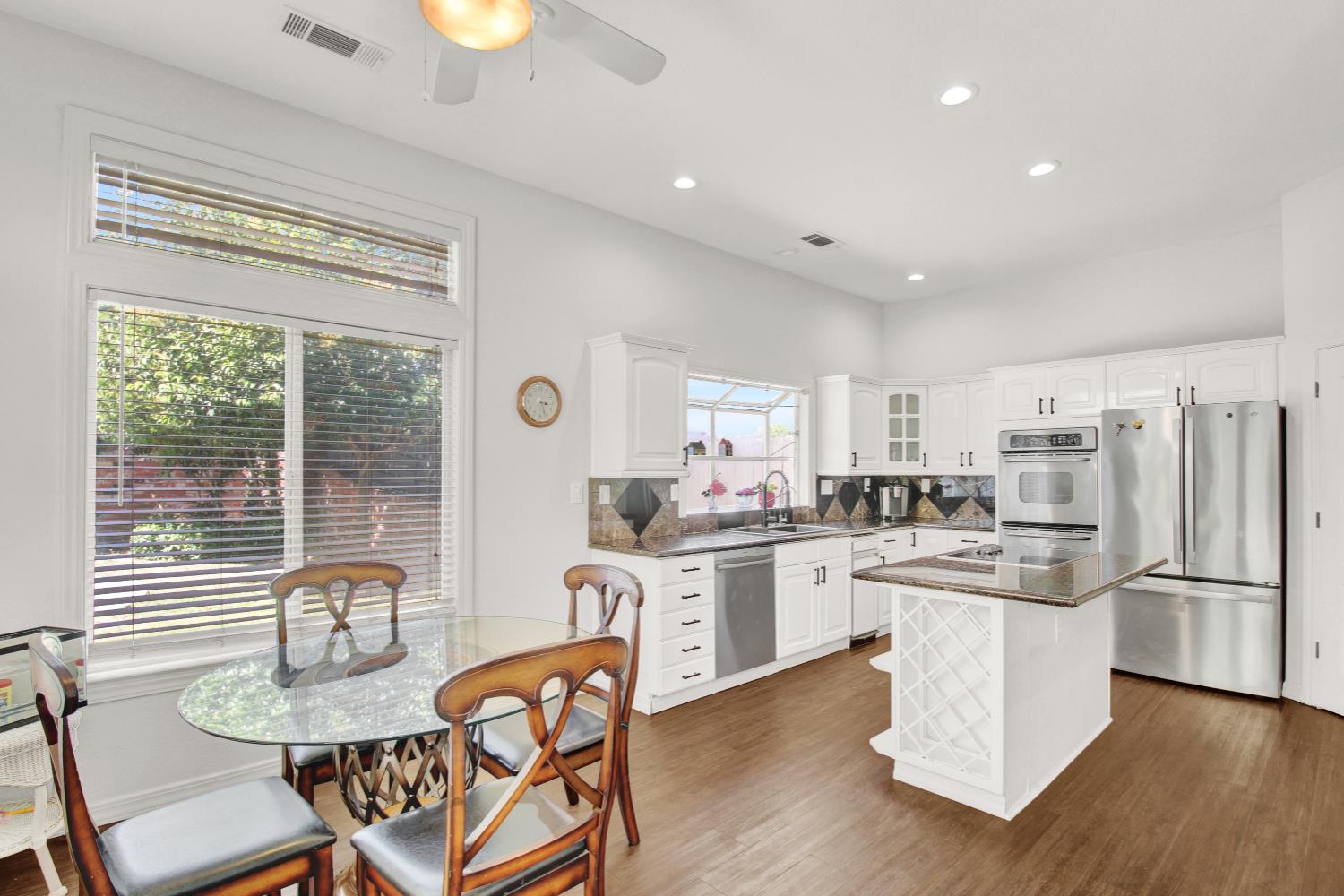 2033 Northcrest Ct, Modesto, CA 95355