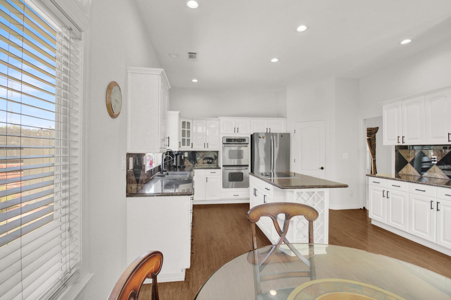 2033 Northcrest Ct, Modesto, CA 95355