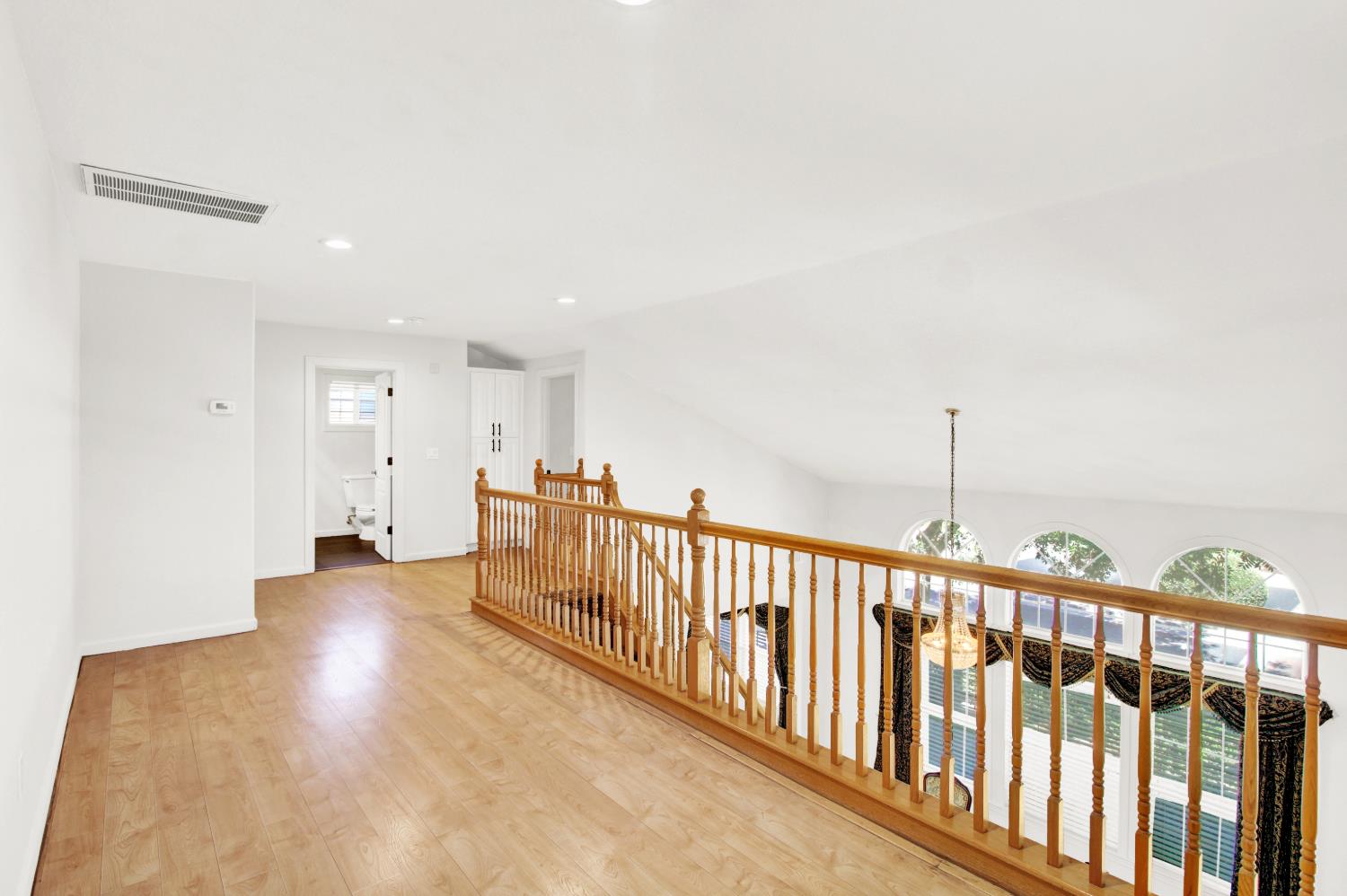 2033 Northcrest Ct, Modesto, CA 95355