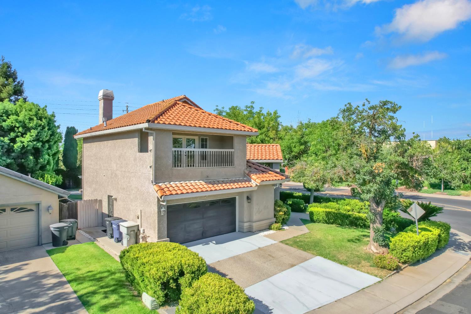 2033 Northcrest Ct, Modesto, CA 95355
