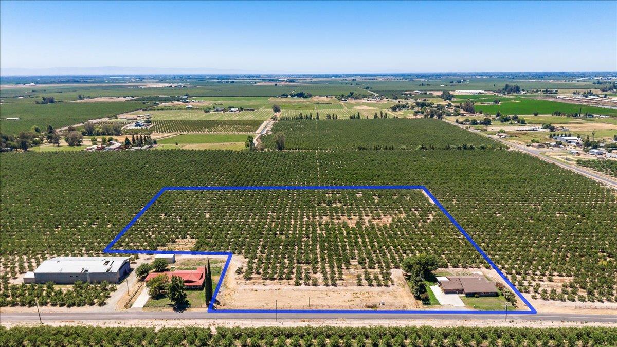 5907 Crow Rd, Oakdale, CA 95361