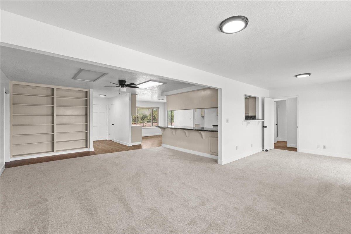 5907 Crow Rd, Oakdale, CA 95361