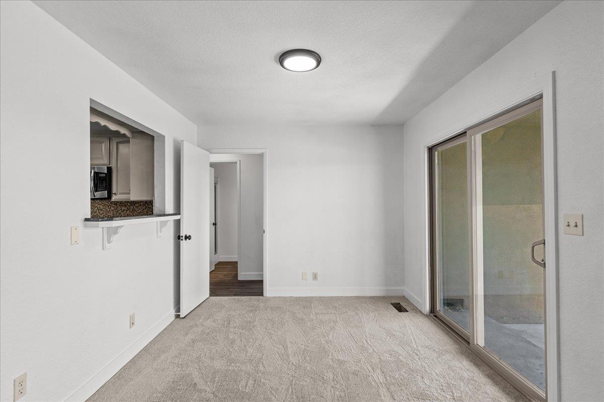 5907 Crow Rd, Oakdale, CA 95361