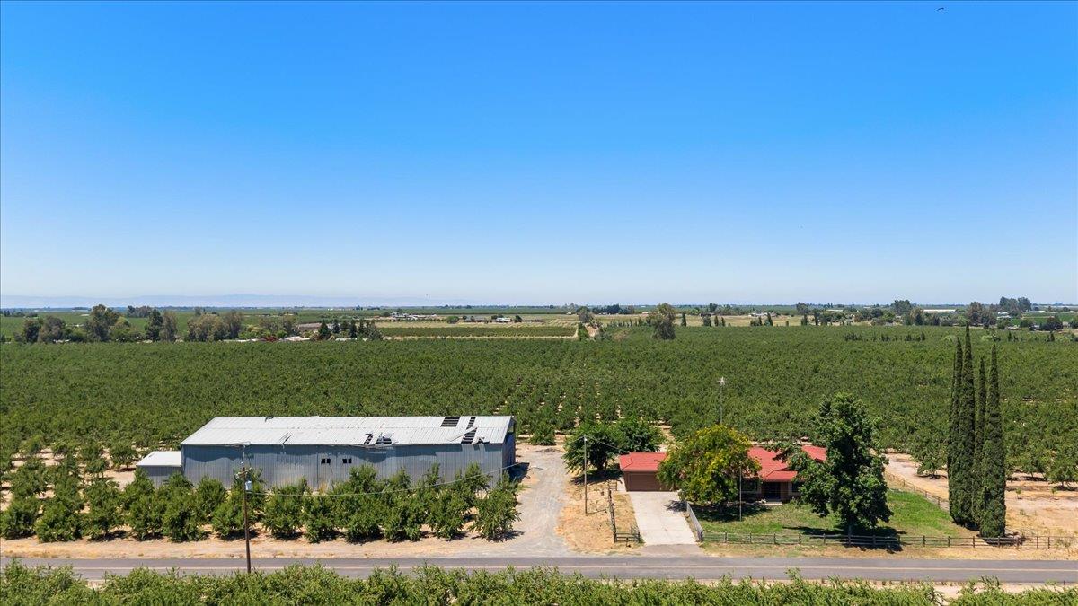 5737 Crow Rd, Oakdale, CA 95361