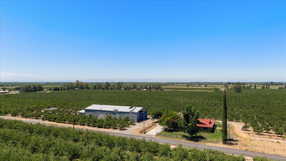 5737 Crow Rd, Oakdale, CA 95361