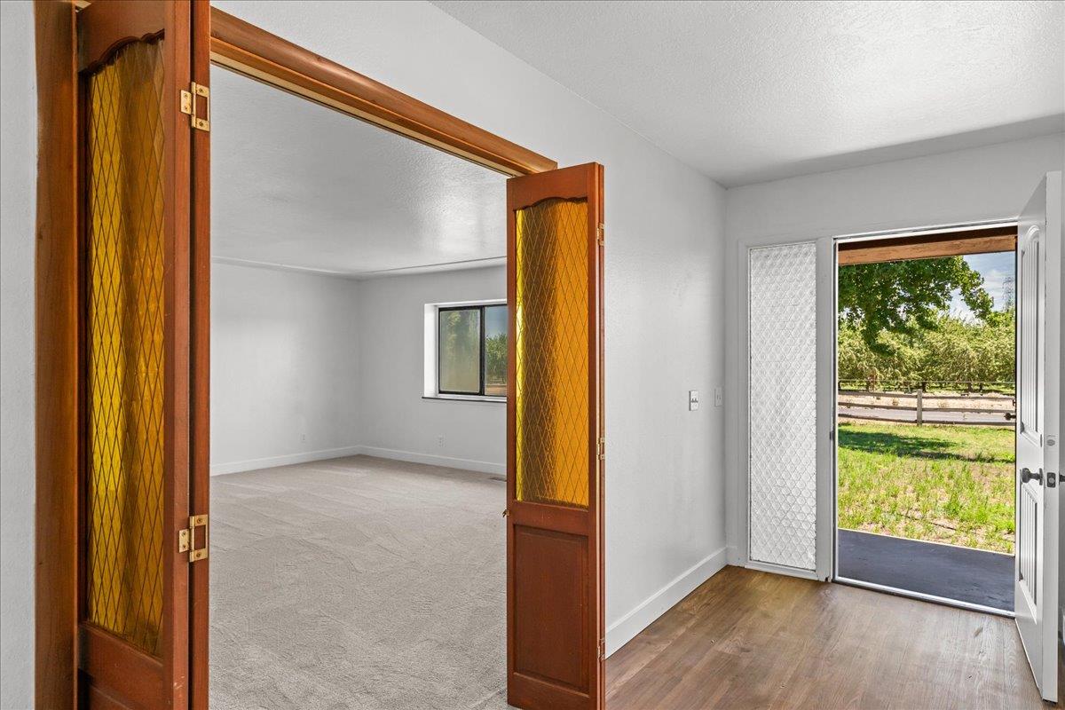 5737 Crow Rd, Oakdale, CA 95361
