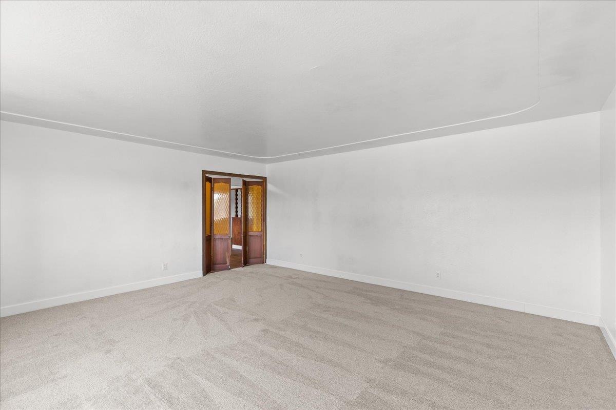 5737 Crow Rd, Oakdale, CA 95361
