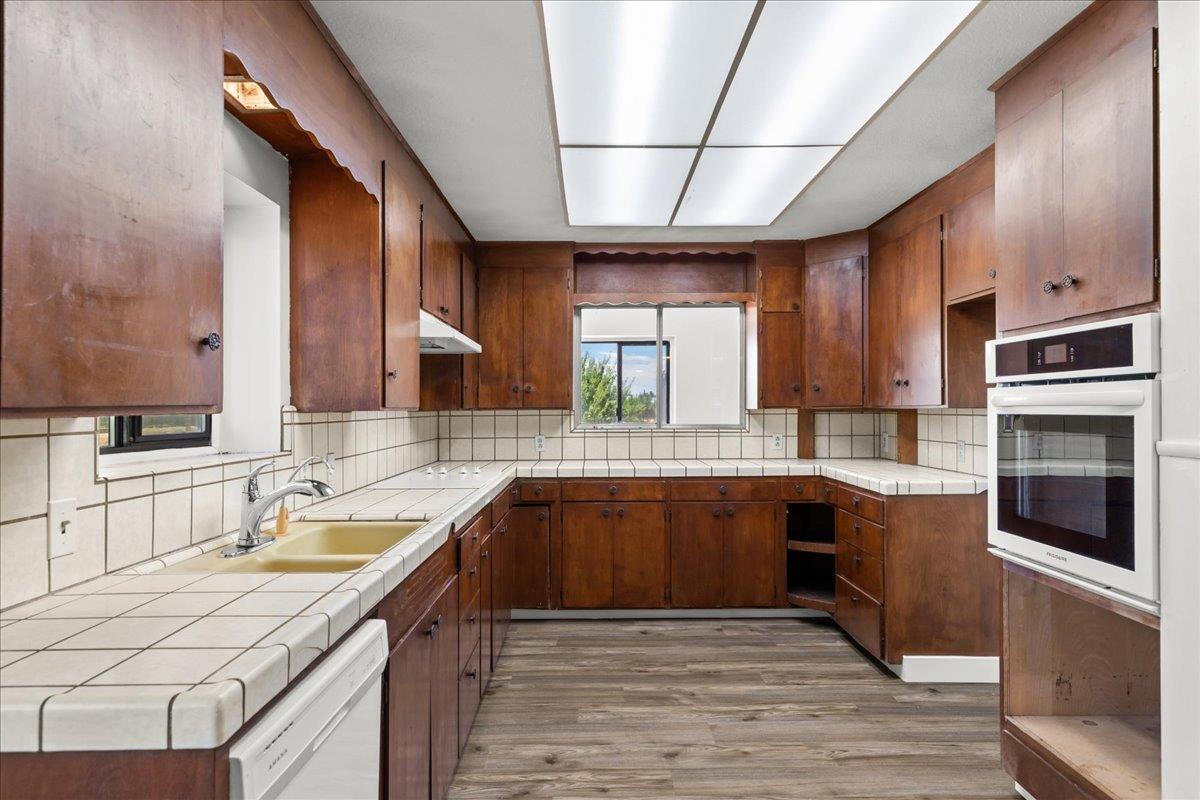 5737 Crow Rd, Oakdale, CA 95361