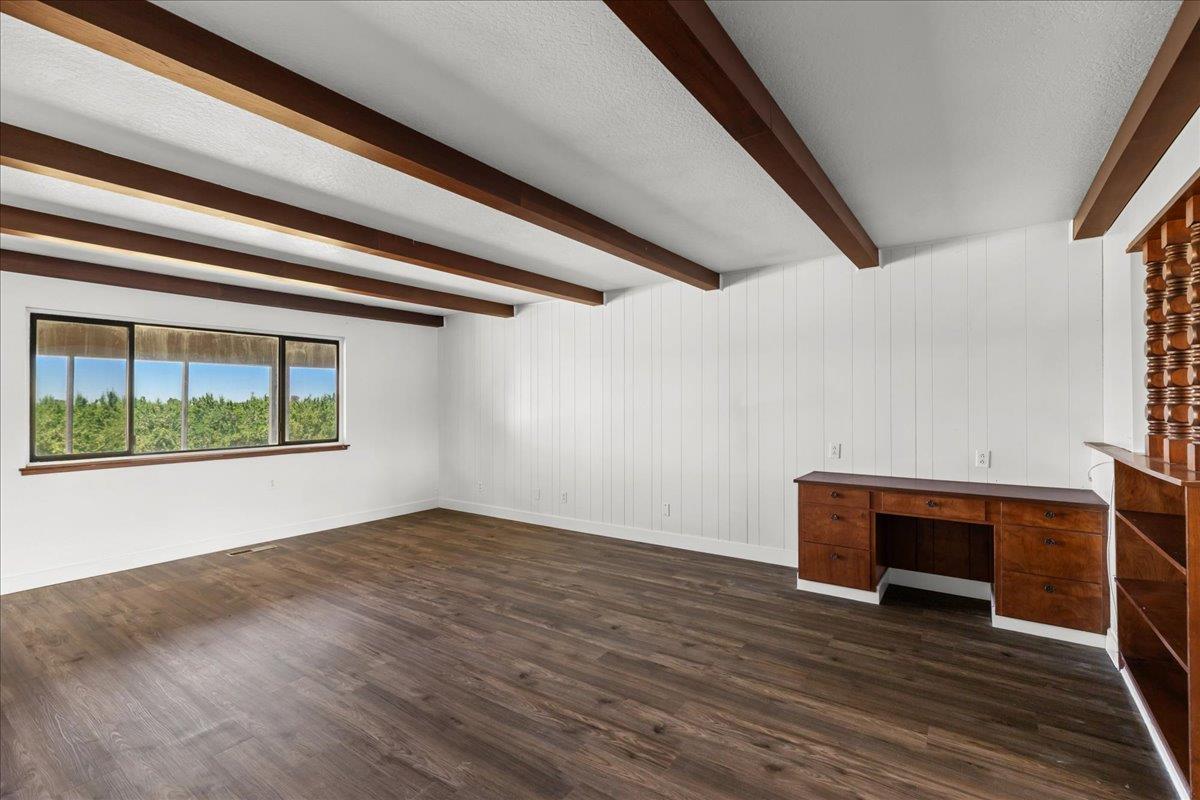5737 Crow Rd, Oakdale, CA 95361