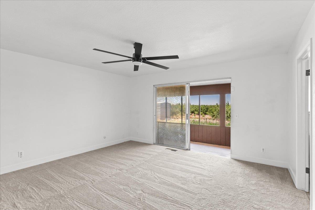 5737 Crow Rd, Oakdale, CA 95361