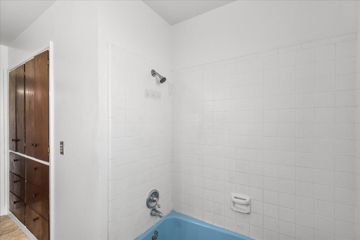 5737 Crow Rd, Oakdale, CA 95361