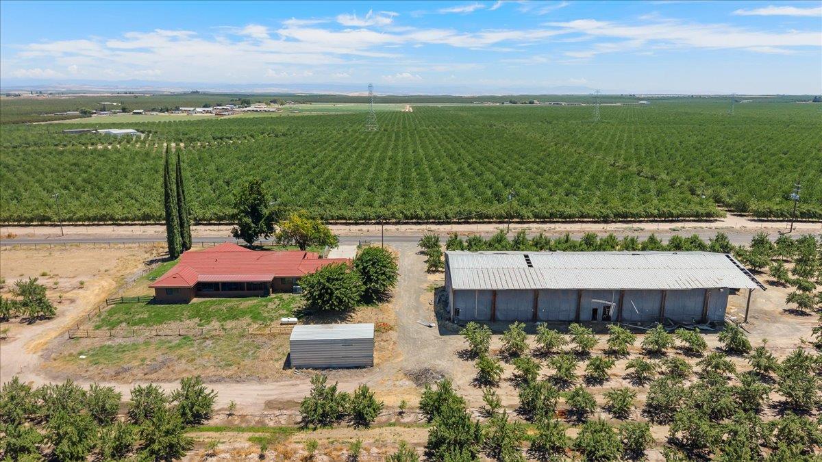 5737 Crow Rd, Oakdale, CA 95361