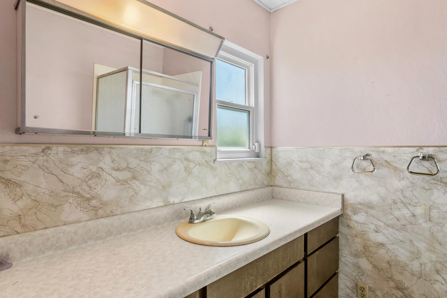 29578 State Highway 120, Escalon, CA 95320