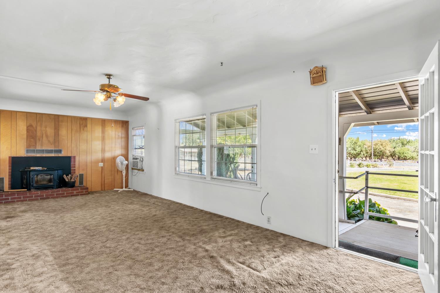 29578 State Highway 120, Escalon, CA 95320