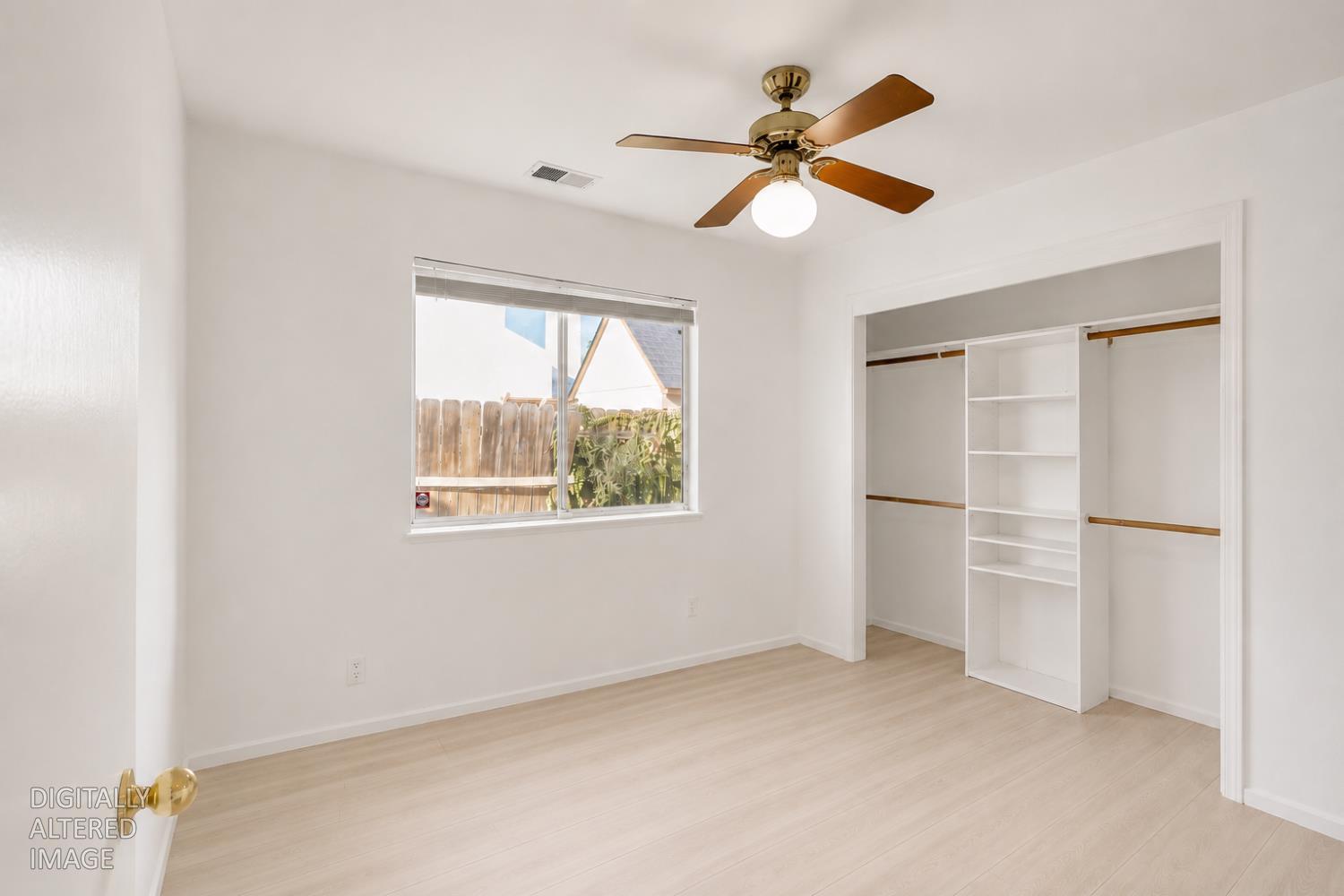 1080 Zumstein Dr, Ripon, CA 95366