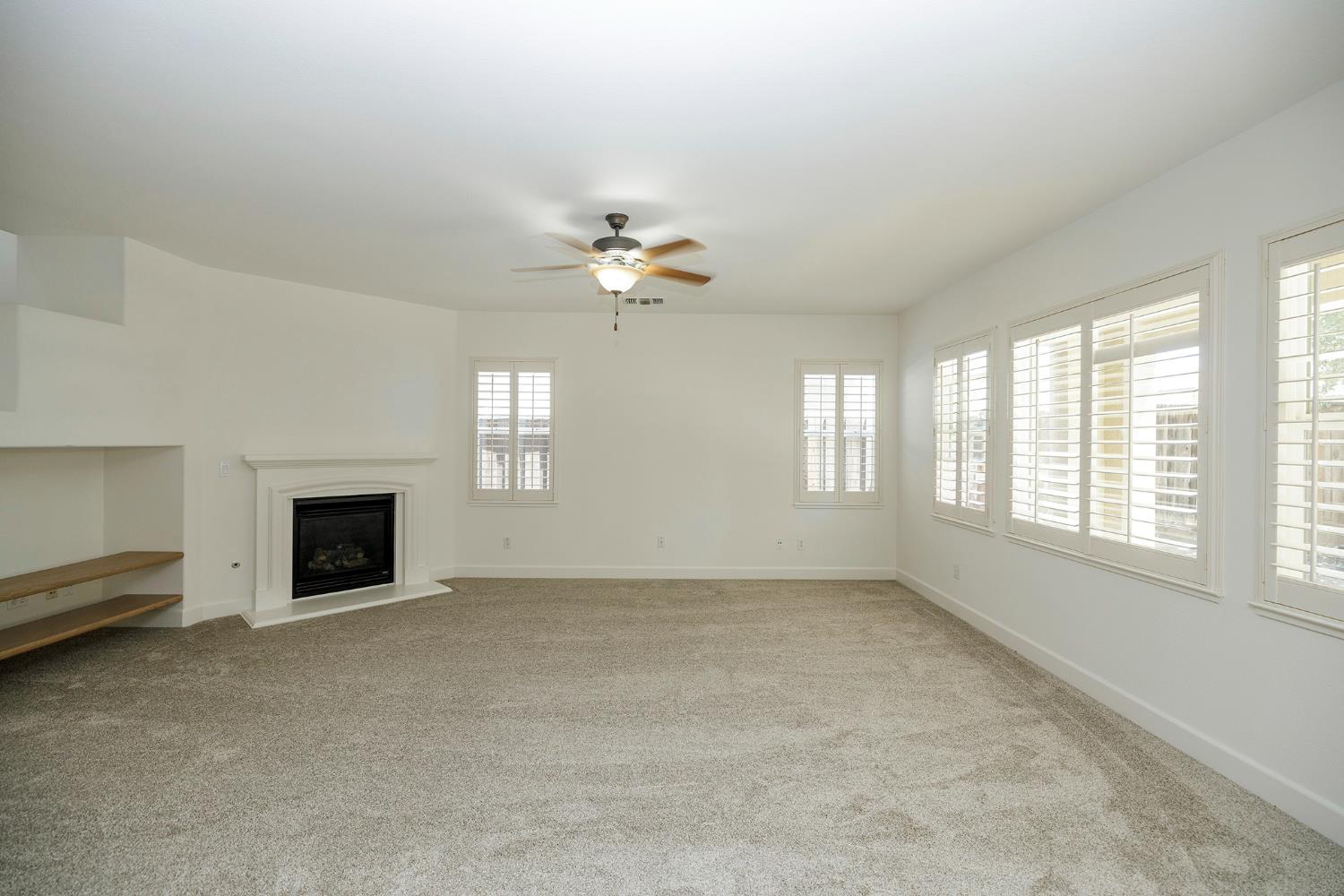 2049 Baluchi Way, Oakdale, CA 95361