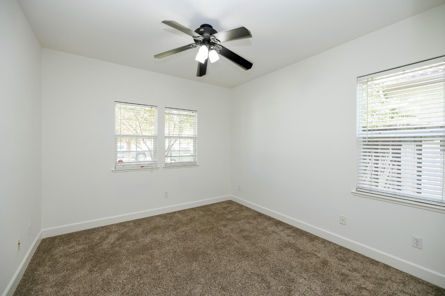 2049 Baluchi Way, Oakdale, CA 95361