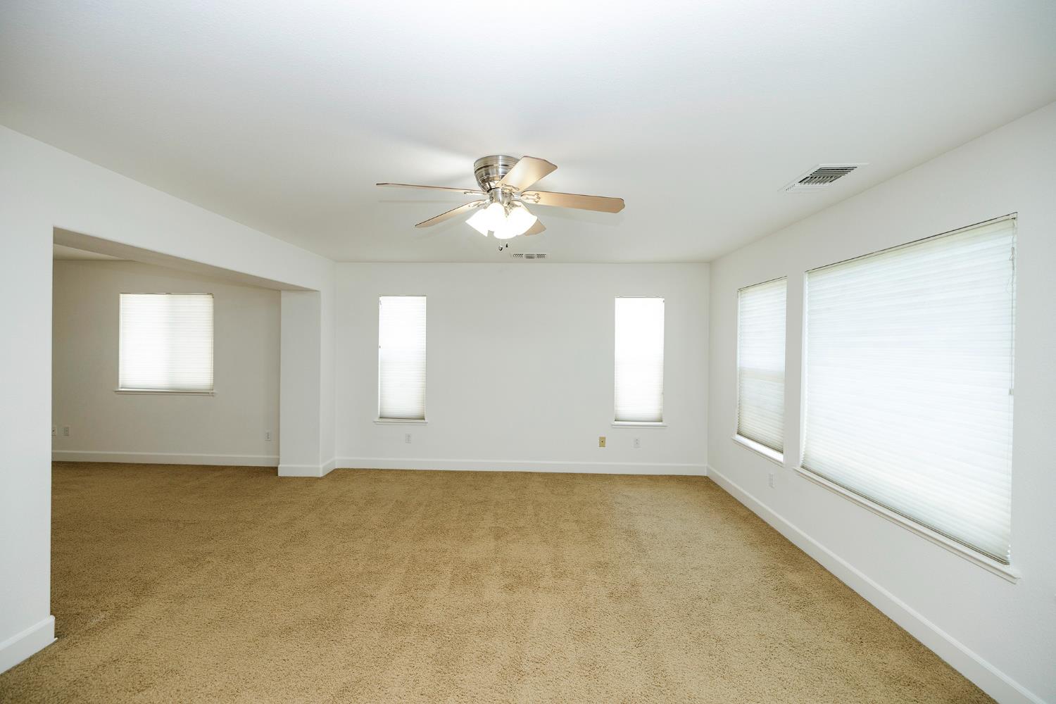 2049 Baluchi Way, Oakdale, CA 95361