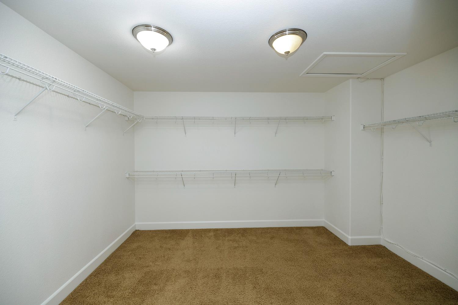 2049 Baluchi Way, Oakdale, CA 95361