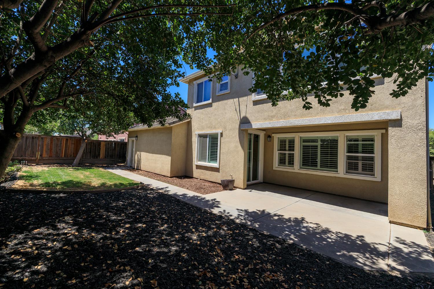 2049 Baluchi Way, Oakdale, CA 95361