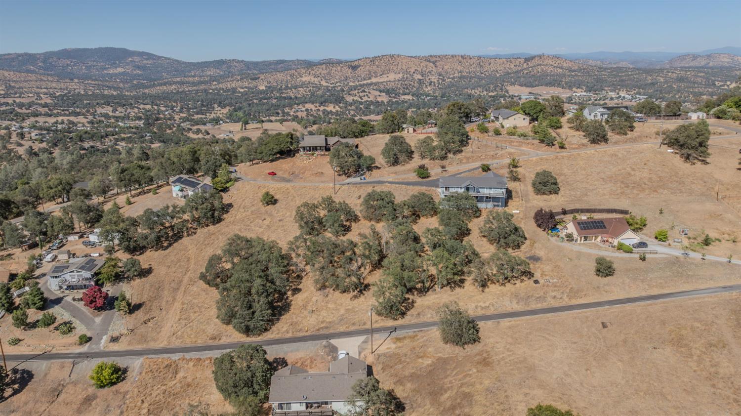 2205 Arrowhead St, Copperopolis, CA 95228