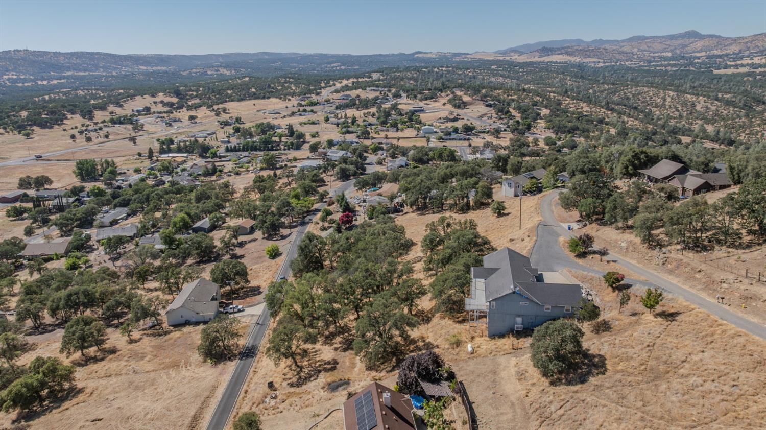 2205 Arrowhead St, Copperopolis, CA 95228