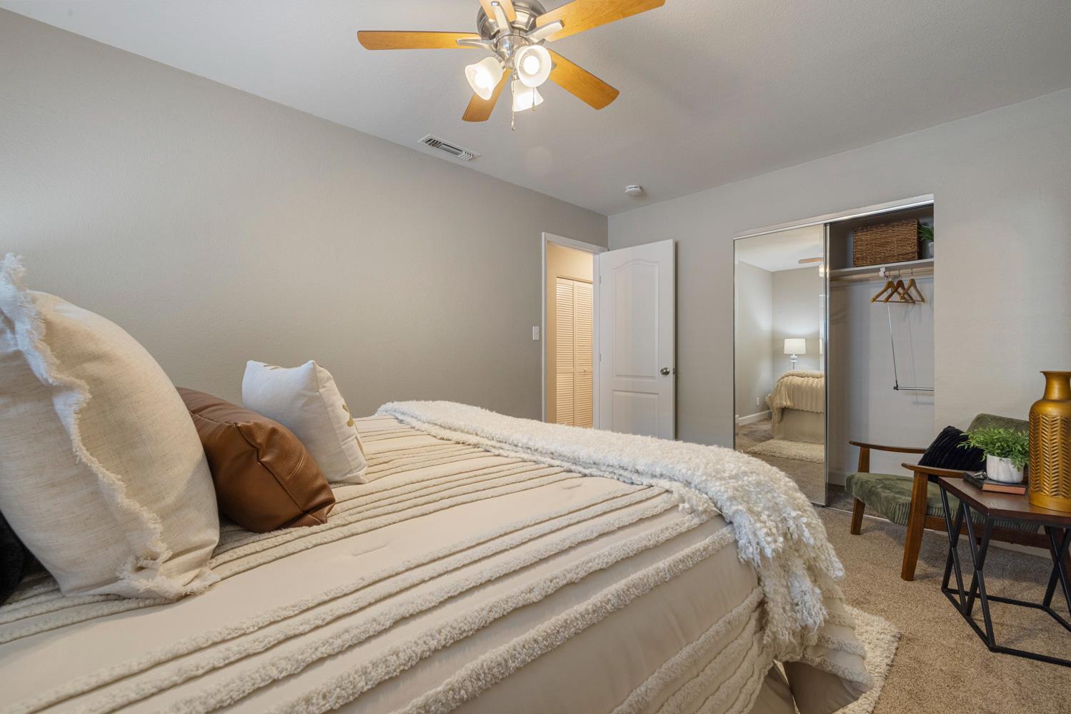 201 Woodrow Ave #48, Modesto, CA 95350