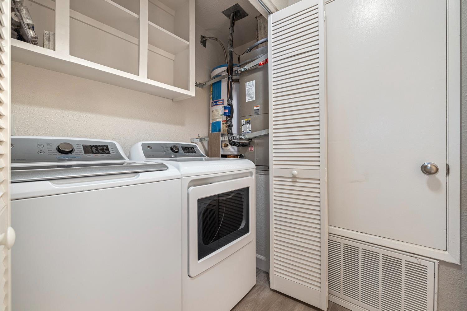 201 Woodrow Ave #48, Modesto, CA 95350