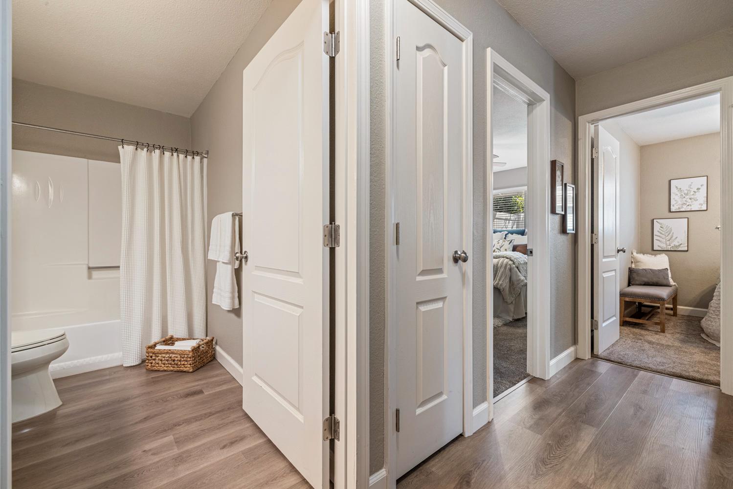201 Woodrow Ave #48, Modesto, CA 95350