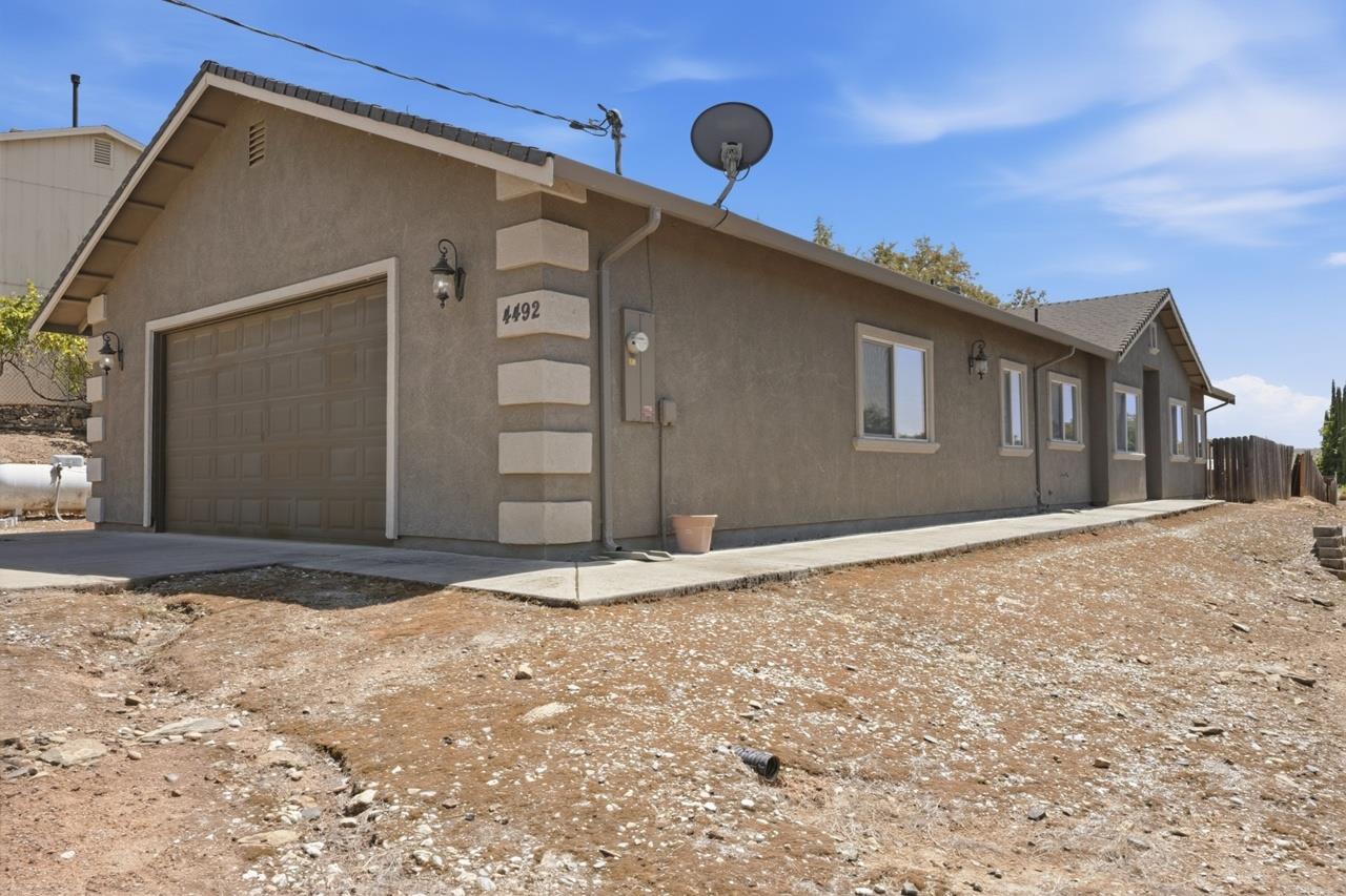 4492 Bayview Dr, Copperopolis, CA 95228