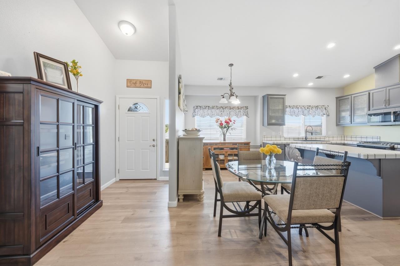 4492 Bayview Dr, Copperopolis, CA 95228