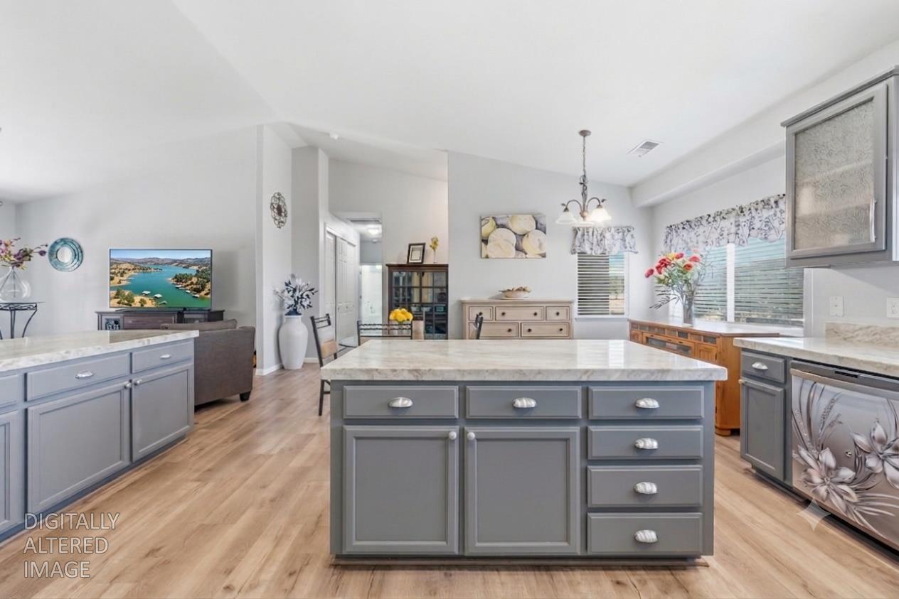 4492 Bayview Dr, Copperopolis, CA 95228
