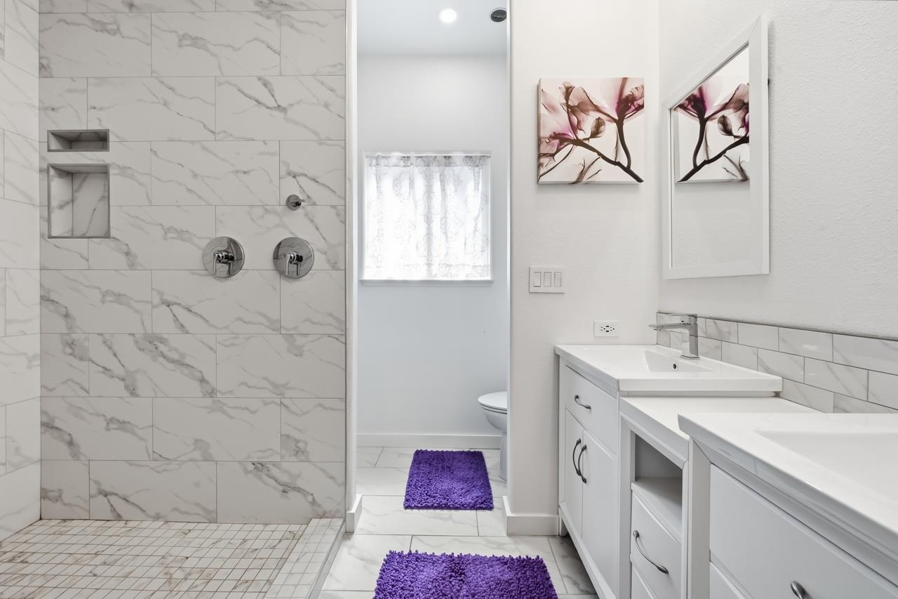 4492 Bayview Dr, Copperopolis, CA 95228