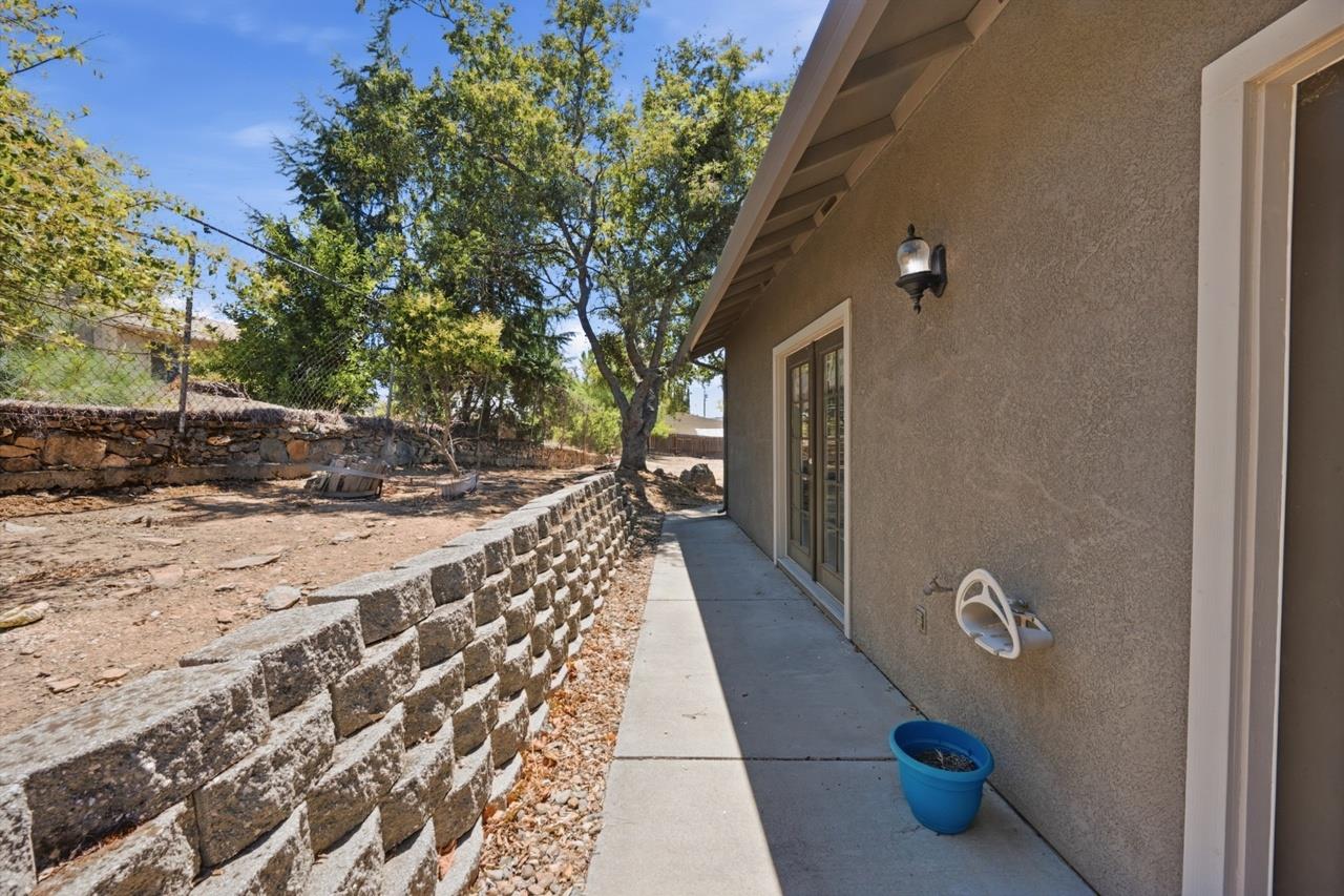 4492 Bayview Dr, Copperopolis, CA 95228