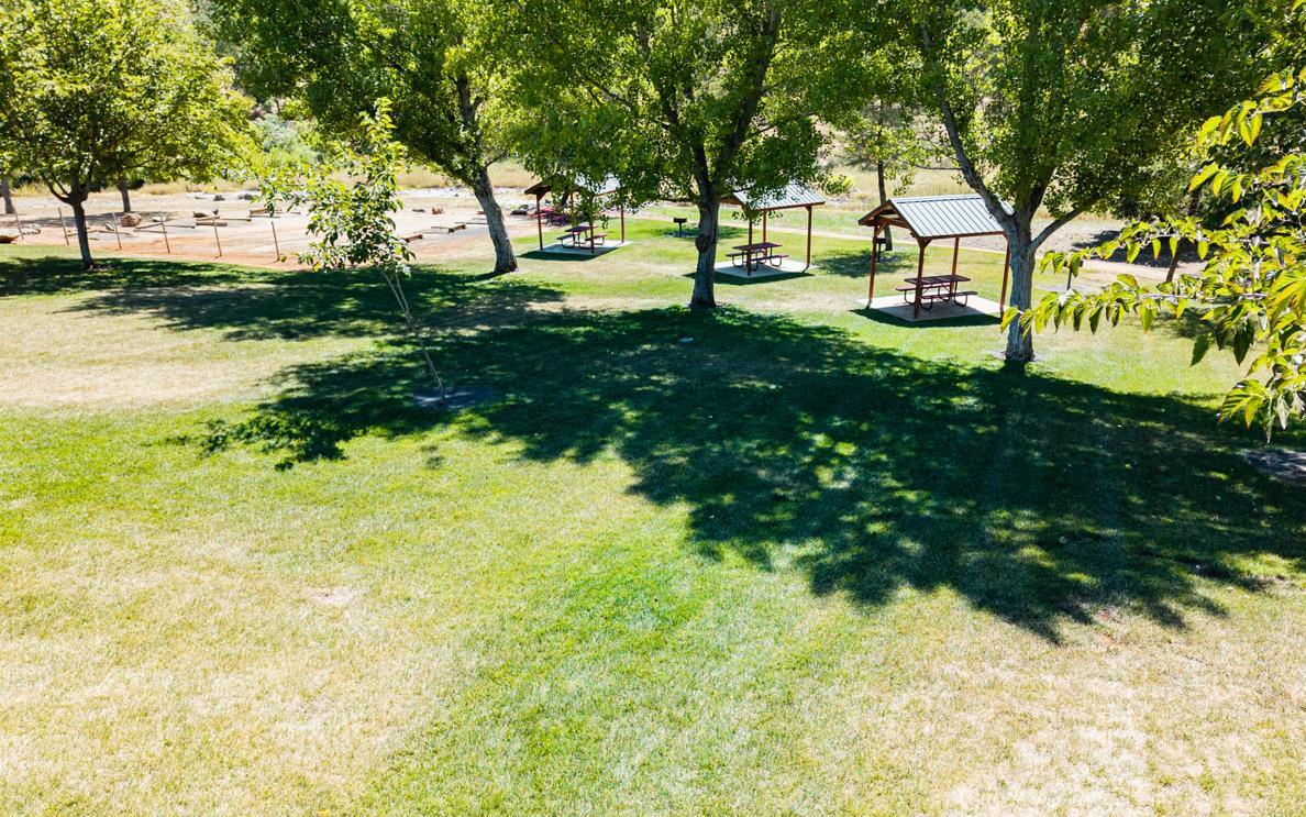4492 Bayview Dr, Copperopolis, CA 95228