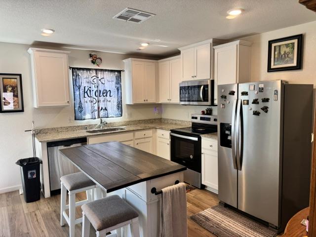 6517 Arena Way, Riverbank, CA 95367
