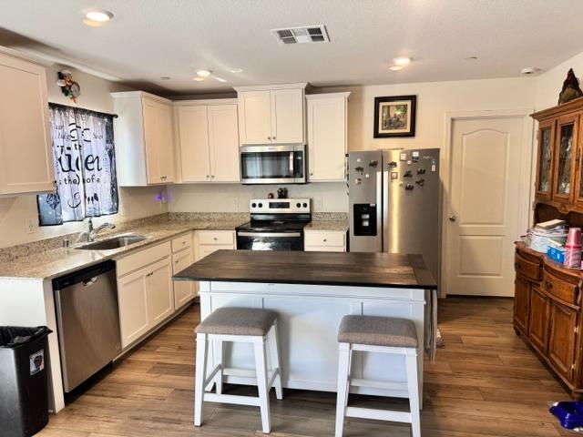 6517 Arena Way, Riverbank, CA 95367