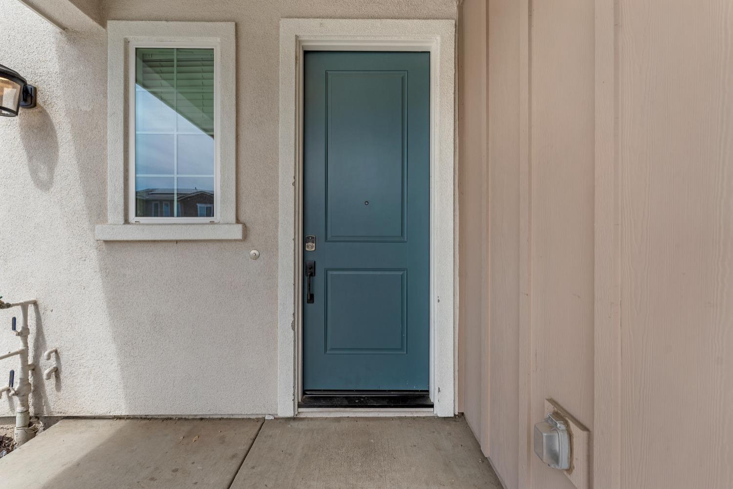 851 Rosazzo Ln, Manteca, CA 95337