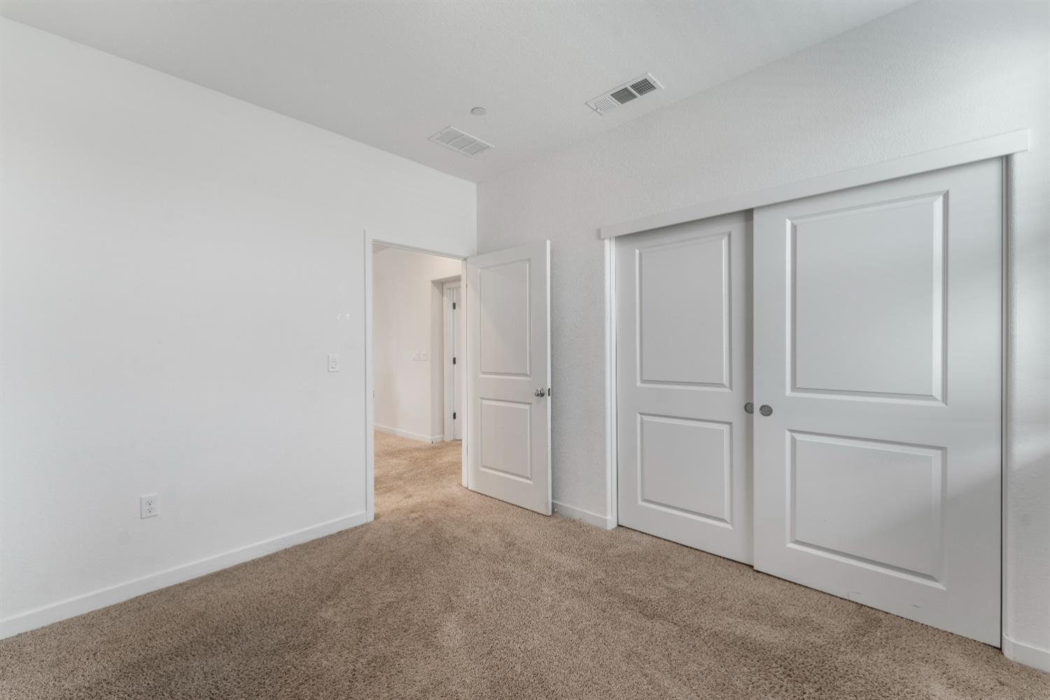 851 Rosazzo Ln, Manteca, CA 95337