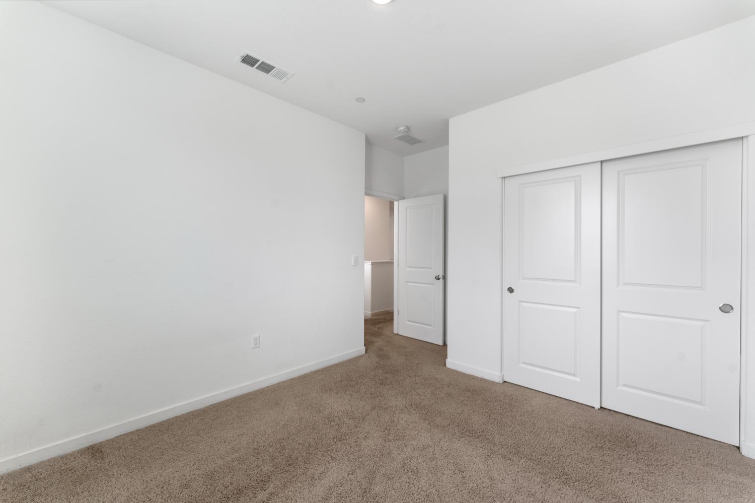 851 Rosazzo Ln, Manteca, CA 95337
