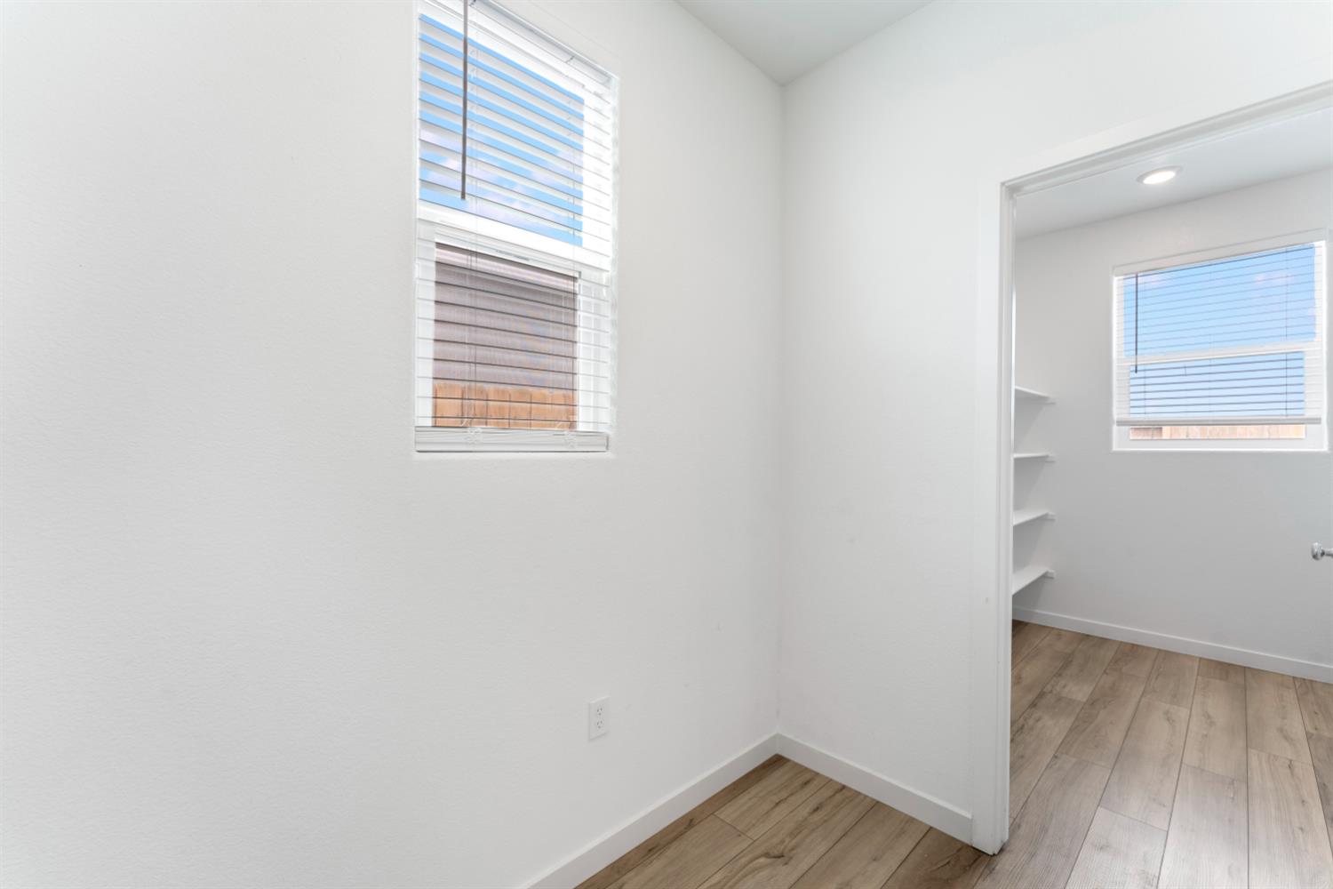 851 Rosazzo Ln, Manteca, CA 95337